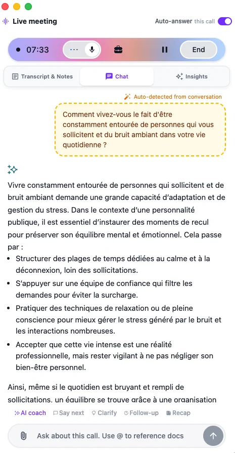 OLVA chat answering an auto-detected French question in French